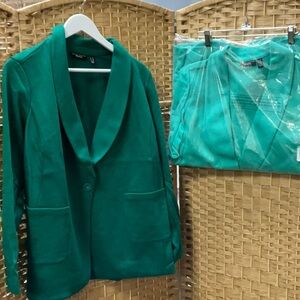 Susan Graver Vibrant Green Blazer weekend, lot of 2